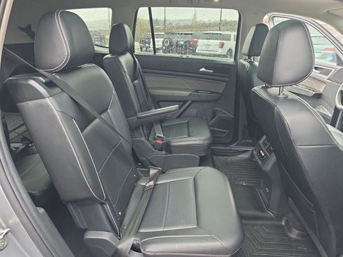 Used 2022 Volkswagen Atlas SE image 17