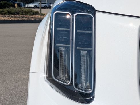 New 2025 Kia Telluride S image 10