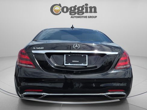 Used 2020 Mercedes-Benz S 560 Sedan image 4