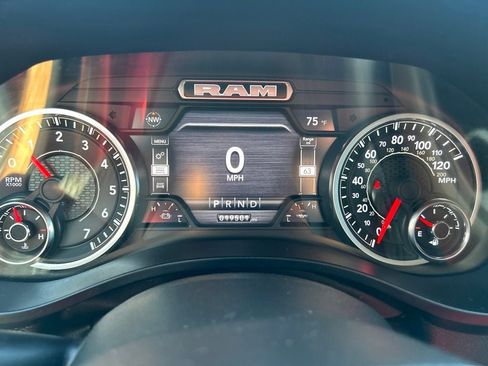 Used 2022 RAM 1500 Big Horn AWD/4WD image 14