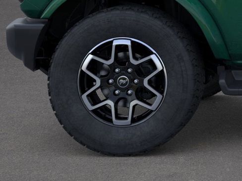 New 2025 Ford Bronco Outer Banks image 22