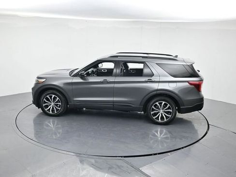 Used 2022 Ford Explorer ST image 41