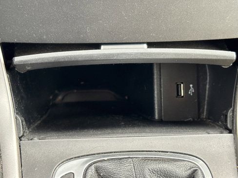 Used 2017 Ford Edge SEL w/ Cargo Accessory Package AWD/4WD image 12