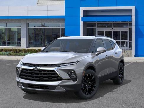 New 2026 Chevrolet Blazer LT w/ Convenience Package FWD image 6