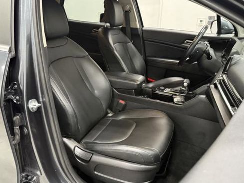 Used 2023 Kia Sportage EX image 5