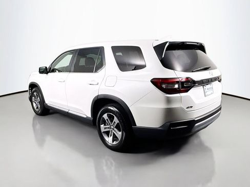 Used 2025 Honda Pilot EX-L image 5