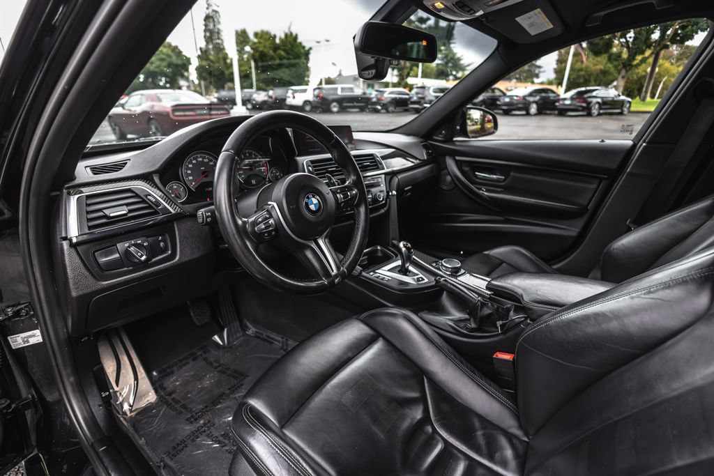 Used 2016 BMW M3 RWD image 19