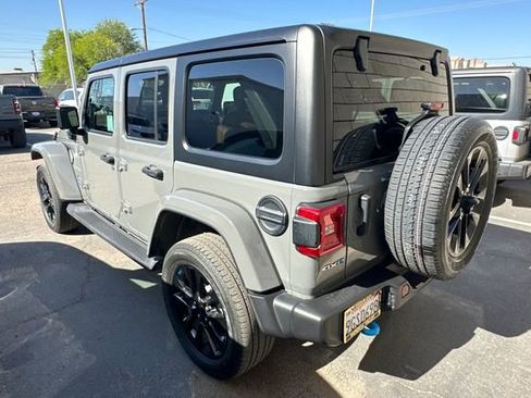 Used 2023 Jeep Wrangler Unlimited Sahara image 6