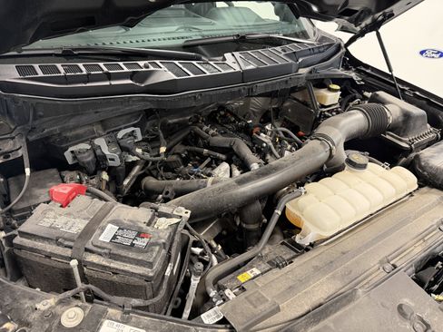 Used 2024 Ford F150 Lariat AWD/4WD image 30