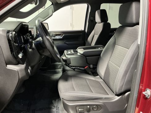 Used 2024 Chevrolet Silverado 1500 RST w/ Z71 Off-Road Package image 21