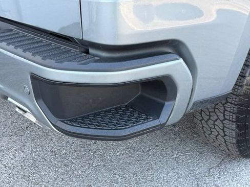 Certified 2026 Chevrolet Silverado 1500 High Country AWD/4WD image 13