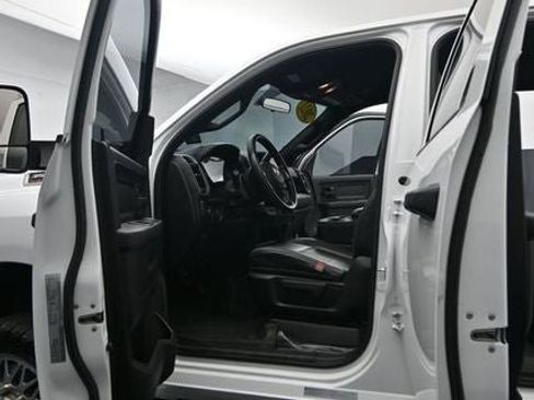 Used 2021 RAM 3500 Tradesman w/ Chrome Appearance Group AWD/4WD image 18