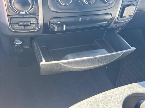 Used 2022 RAM 1500 Classic SLT w/ Protection Group AWD/4WD image 35