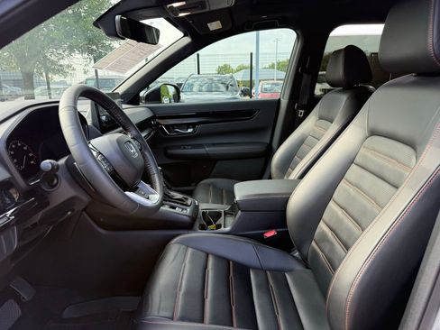 Used 2025 Honda CR-V Sport Touring image 10