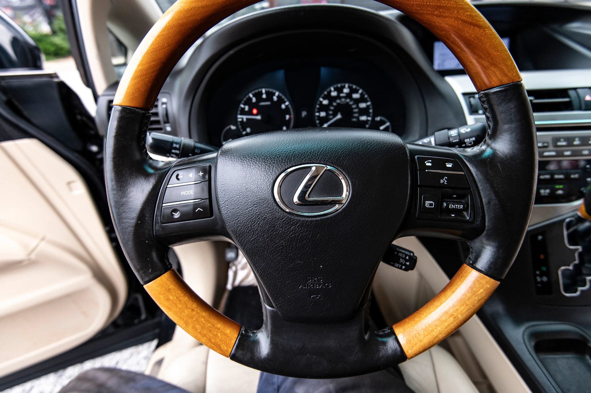 Used 2012 Lexus RX 350 FWD w/ Premium Pkg image 36