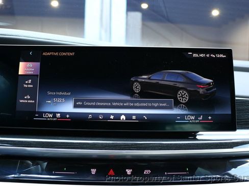 Used 2023 BMW 740i w/ Parking Assistance Package image 38