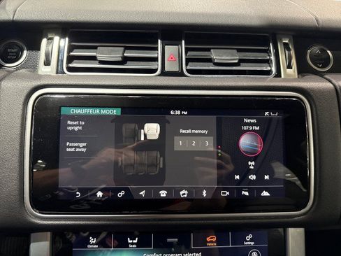Used 2019 Land Rover Range Rover AWD/4WD image 34