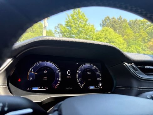 Used 2024 Jeep Grand Cherokee Altitude image 14