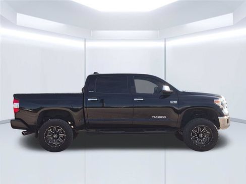 Used 2021 Toyota Tundra Limited w/ Limited Premium Package AWD/4WD image 7
