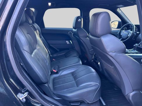 Used 2014 Land Rover Range Rover Sport HSE image 15