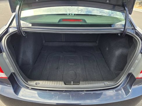 Used 2016 Chevrolet Cruze LT w/ Technology Package FWD image 31