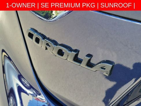 Used 2025 Toyota Corolla SE w/ SE Premium Package FWD image 11