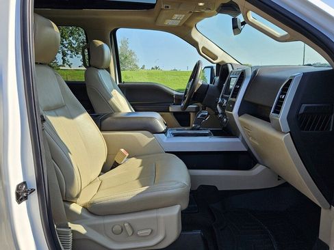 Used 2020 Ford F150 Lariat image 16