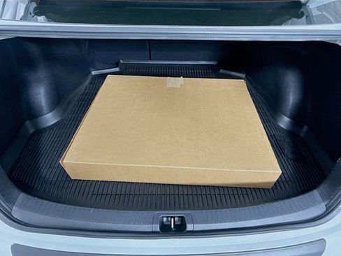 Certified 2025 Toyota Corolla SE w/ SE Premium Package image 24