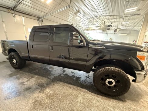 Used 2016 Ford F350 XLT w/ XLT Premium Package AWD/4WD image 5
