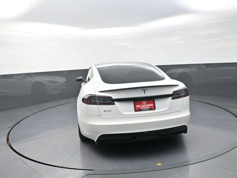 Used 2022 Tesla Model S image 16