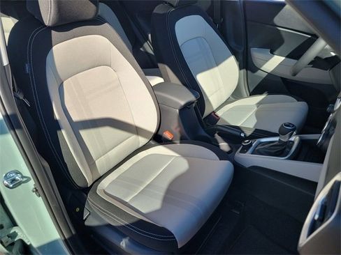New 2026 Hyundai Venue SEL image 19