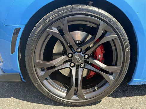 Certified 2022 Chevrolet Camaro SS RWD image 33