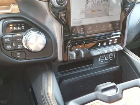 Used 2022 RAM 1500 Limited w/ Bed Utility Group AWD/4WD image 15