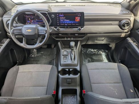 Used 2024 Chevrolet Colorado W/T RWD image 23