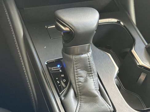 Certified 2025 Lexus ES 300h w/ Premium Package FWD image 26