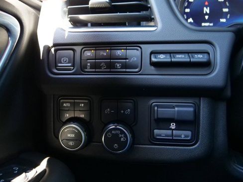 Used 2022 Chevrolet Tahoe High Country image 20