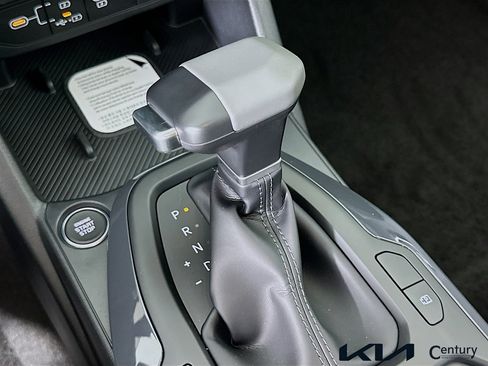 New 2025 Kia K4 EX FWD image 11