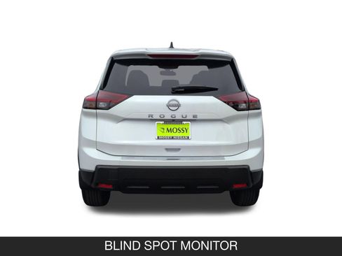 New 2026 Nissan Rogue SV w/ Cold Weather Package image 9