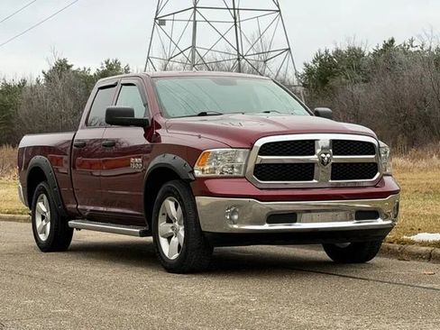 Used 2019 RAM 1500 ST w/ SXT Plus Group image 31