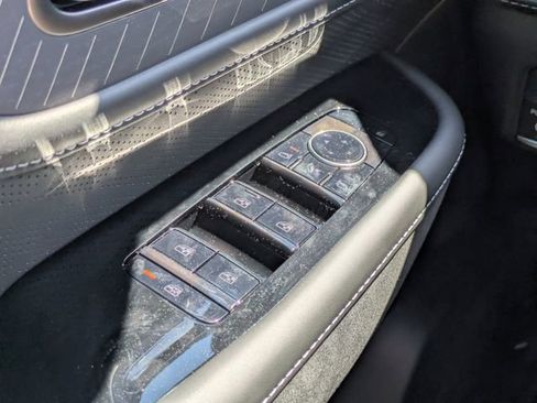 New 2026 INFINITI QX80 Autograph w/ Premium Cargo Package image 25