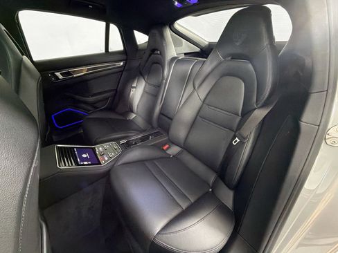 Certified 2023 Porsche Panamera Platinum Edition image 26