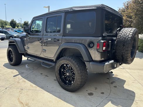 Used 2020 Jeep Wrangler Unlimited Sport S AWD/4WD image 7