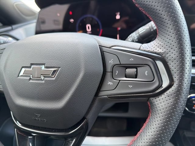 Used 2024 Chevrolet Trax RS w/ Sunroof Package FWD image 29
