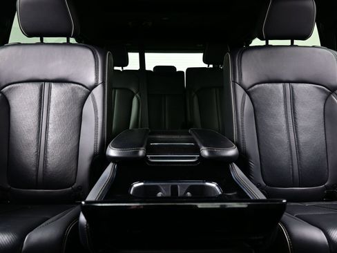 Used 2024 Jeep Grand Wagoneer L Series II w/ Quick Order Packagew 28T AWD/4WD image 20