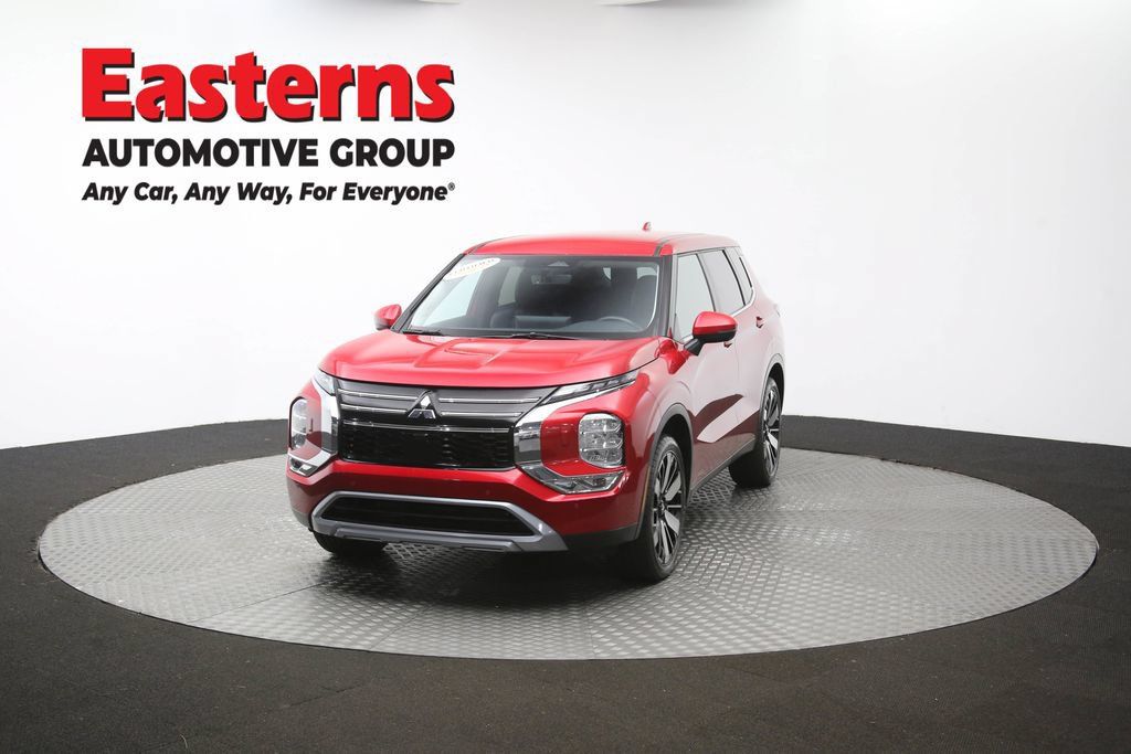 Used 2025 Mitsubishi Outlander SE AWD/4WD image 57