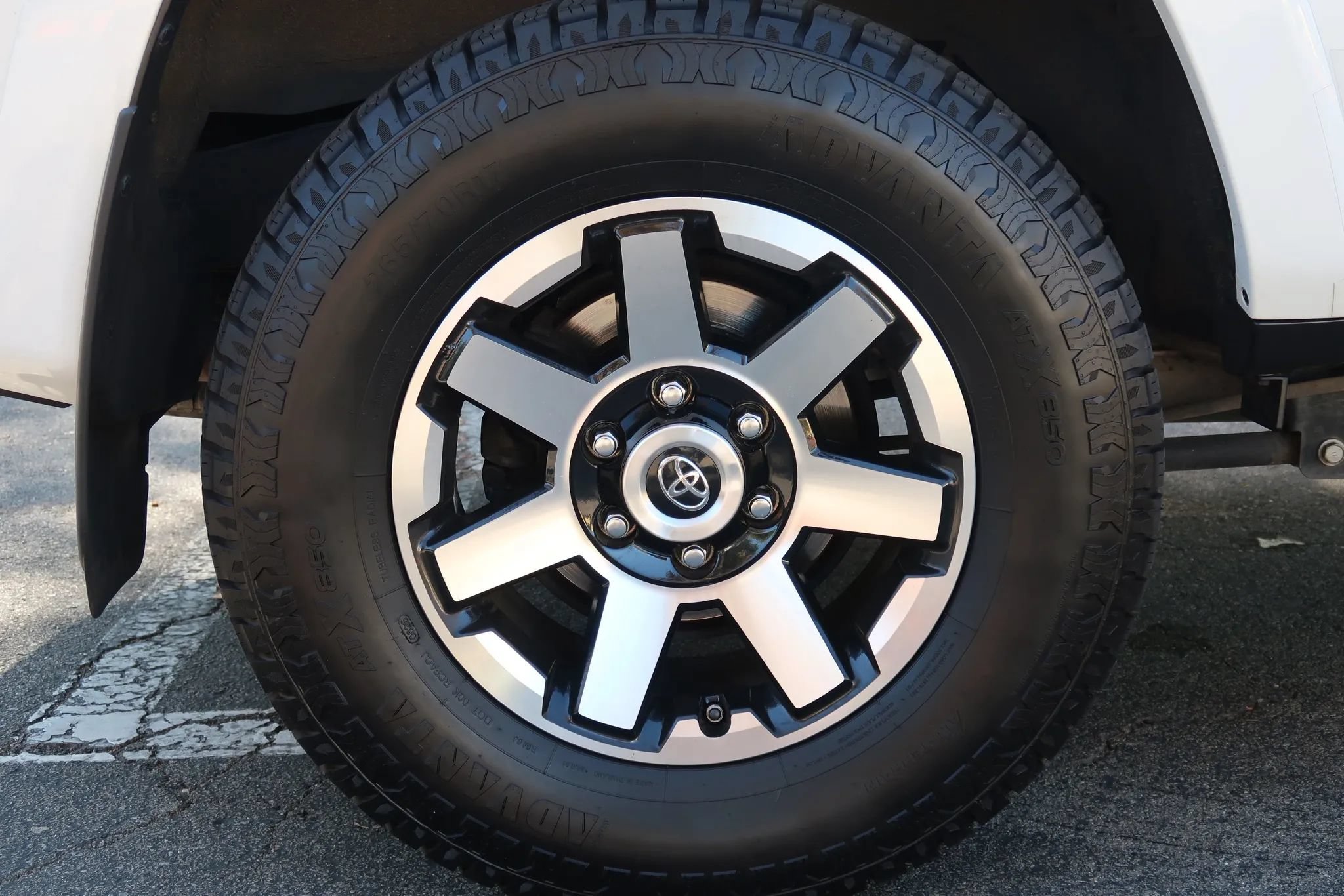 Used 2017 Toyota 4Runner TRD Off-Road Premium AWD/4WD image 9