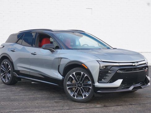 New 2026 Chevrolet Blazer EV SS image 3