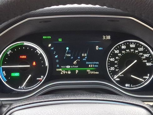 Used 2021 Toyota Avalon XLE image 20