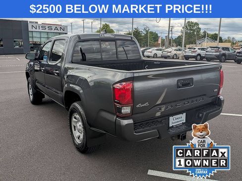Used 2023 Toyota Tacoma SR AWD/4WD image 7