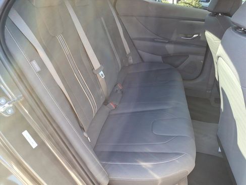 New 2026 Hyundai Elantra Sport image 9